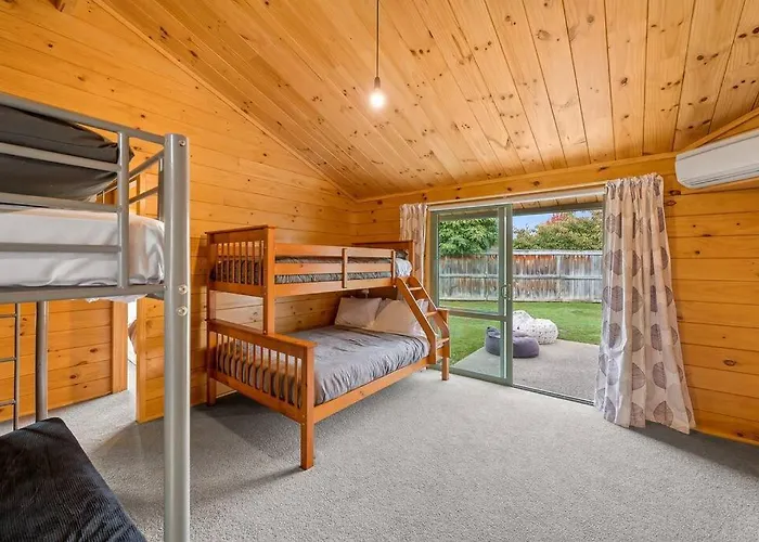 Family Very Private Close To Park With A Games Sleeps 10 * 瓦纳卡